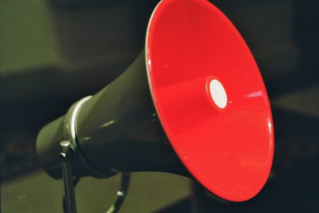 想要更多的人支持您的书吗?不要犯这两个错误。